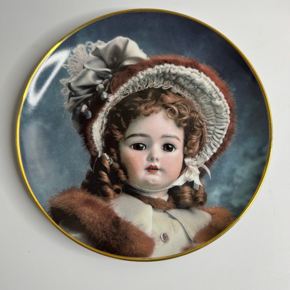 Franklin Mint Hanau Doll Museum Portrait of Madeline‎ Limited Edition Plate